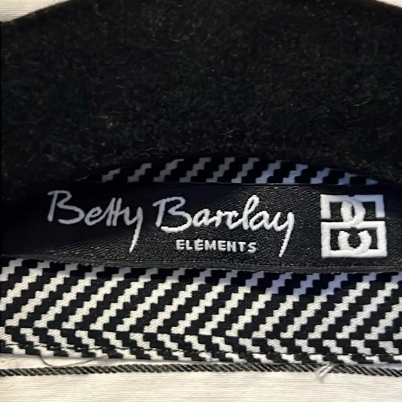 15. Betty Barclay striped Button Down - Stretch - Picture 3 of 5